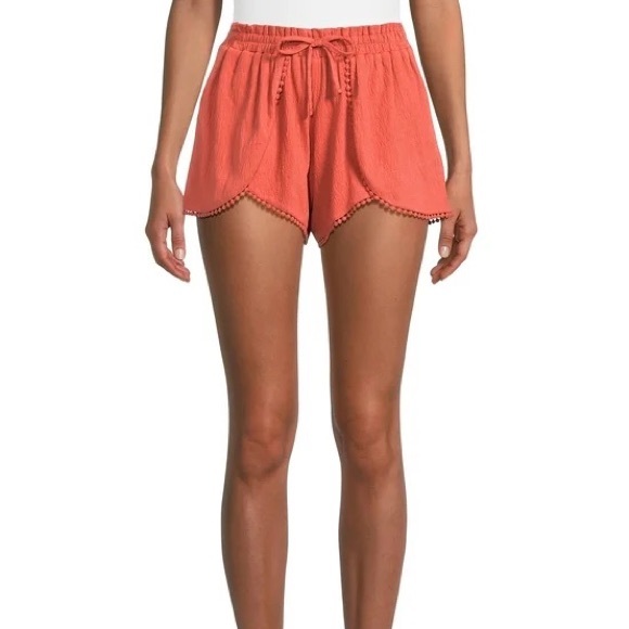 Pants - 🌱🦢4 FOR $15!🦢🌱 No Boundaries Knit tulip shorts